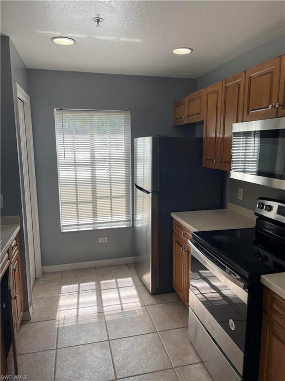 VILLAGE OF STONEYBROOK - Residential Lease