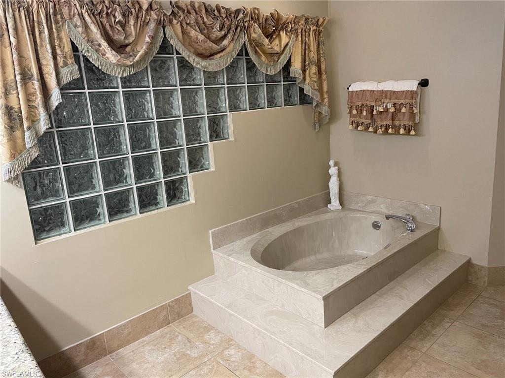 PLANTATION - Residential