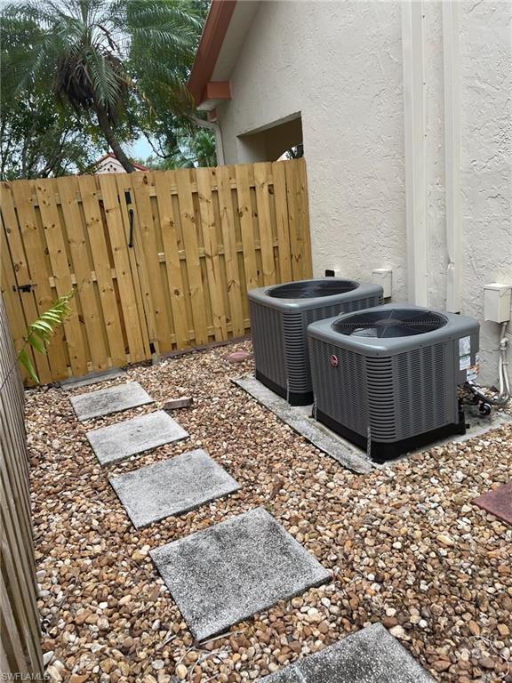 PLANTATION - Residential