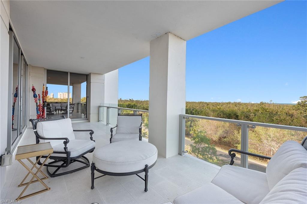 MYSTIQUE - Residential