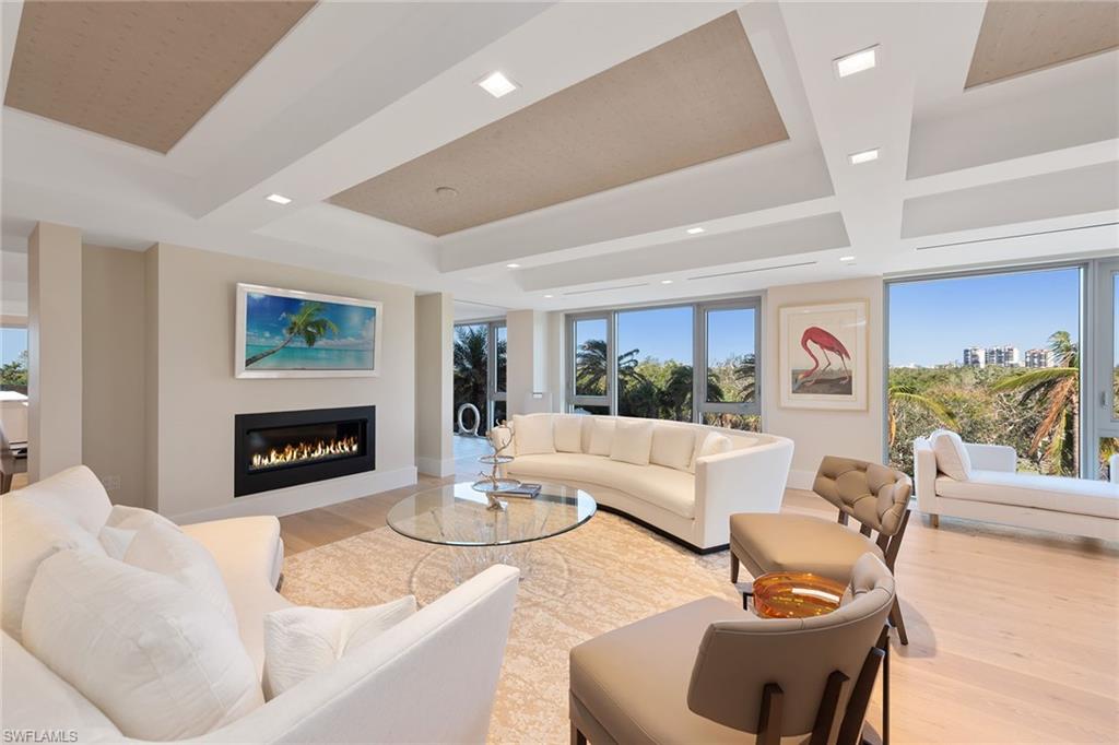 MYSTIQUE - Residential