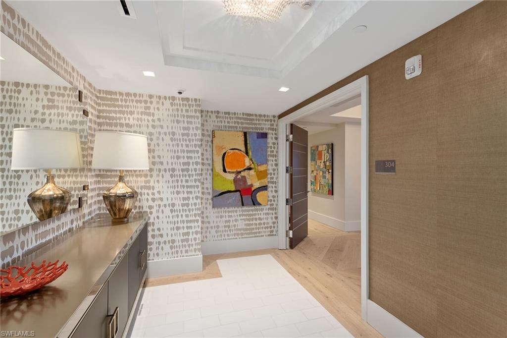 MYSTIQUE - Residential