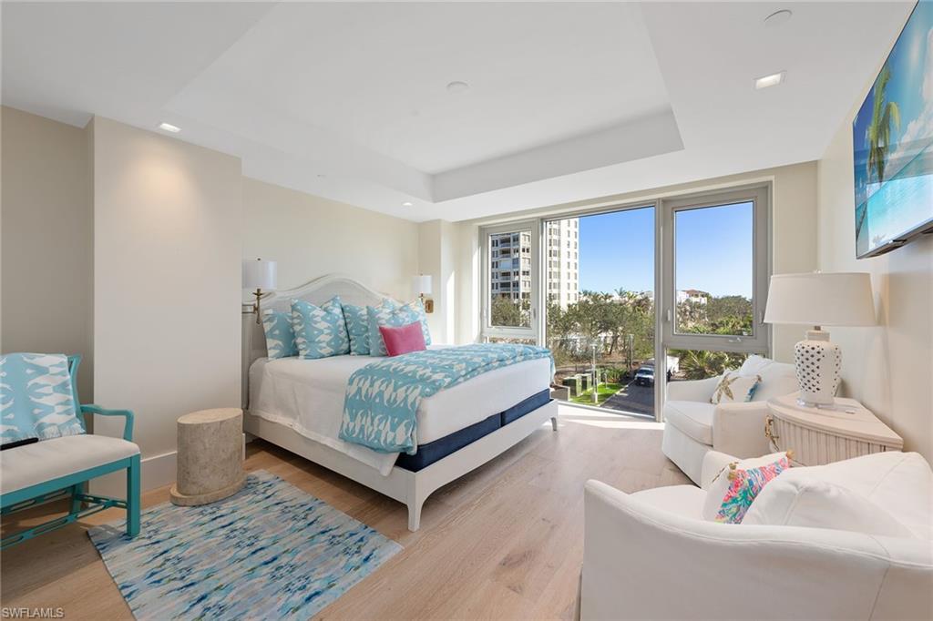 MYSTIQUE - Residential