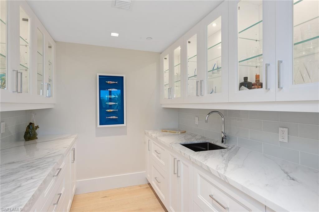 MYSTIQUE - Residential