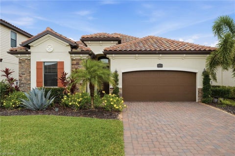 Photo of 28004 Foxrock CT, BONITA SPRINGS, FL 34135 (MLS # 226028240)