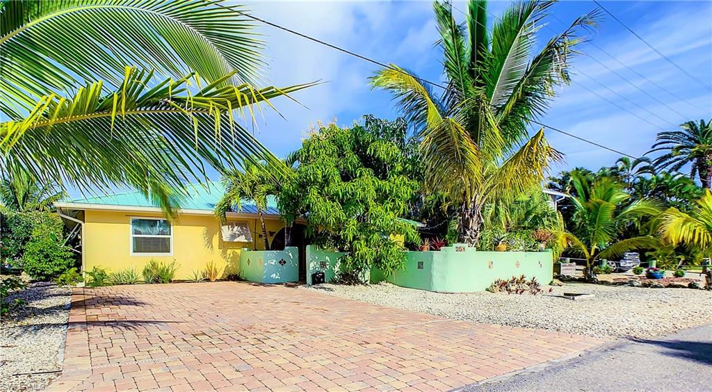 SANDPIPER VILLAGE - Residential