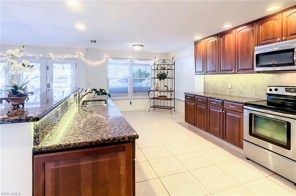 SANDPIPER VILLAGE - Residential