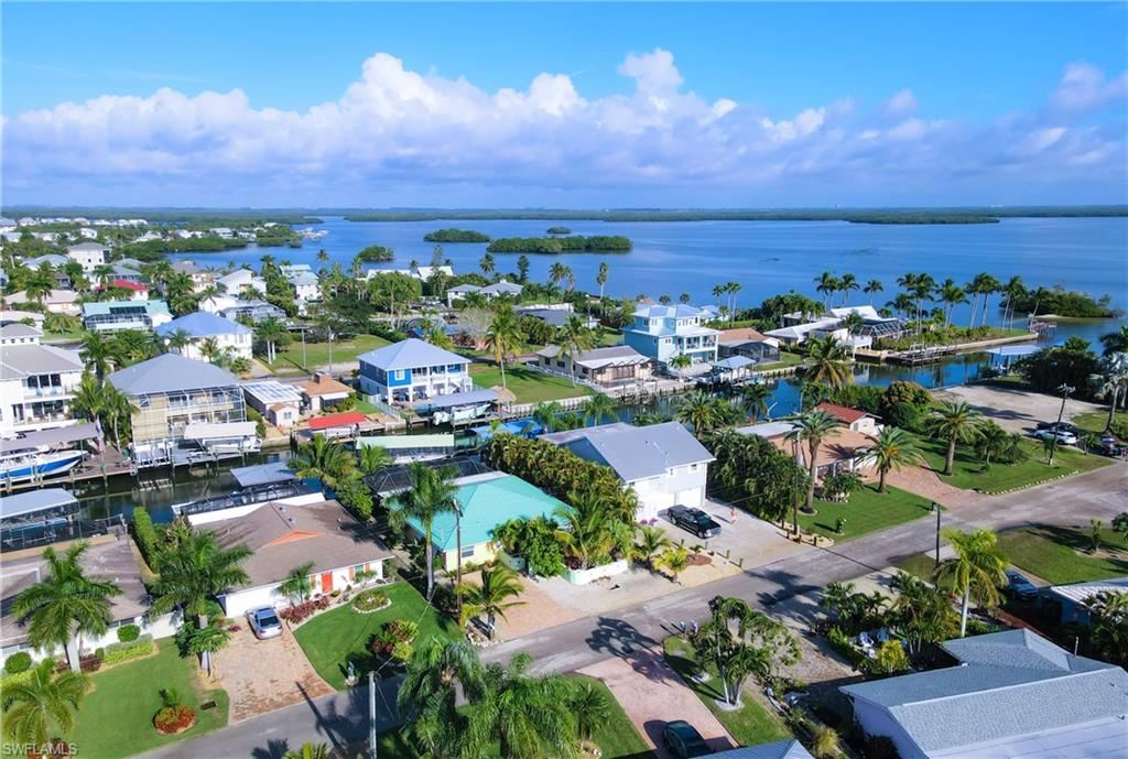 SANDPIPER VILLAGE - Residential