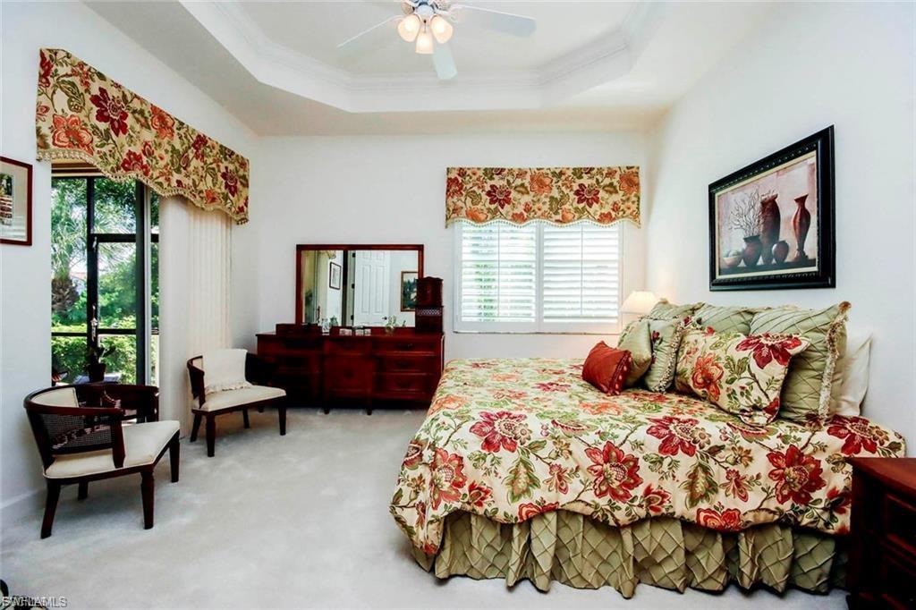 CROWN COLONY - Residential