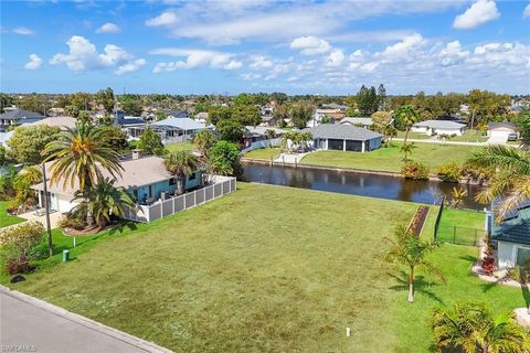 2005 Ottersrest LN CAPE CORAL FL 33990