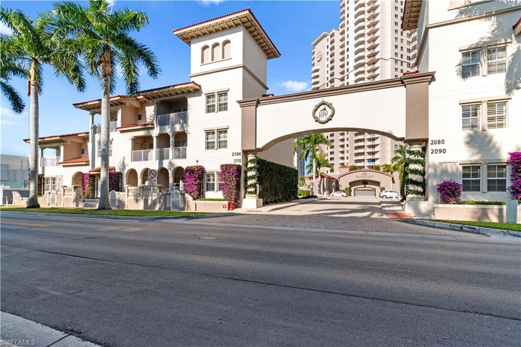 HIGH POINT PLACE - Residential