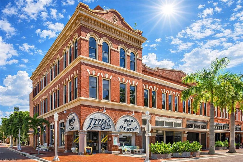 HIGH POINT PLACE - Residential