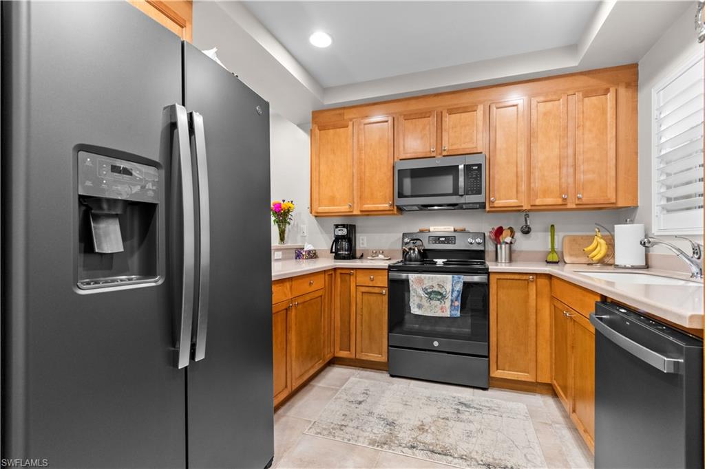 HIGH POINT PLACE - Residential