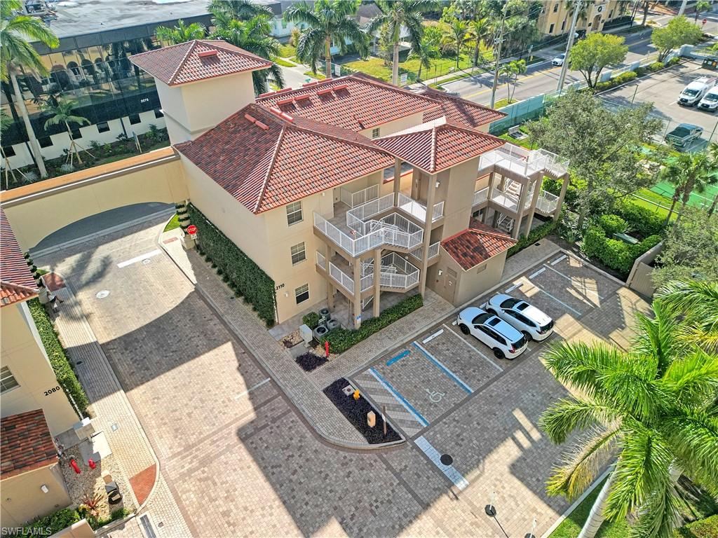 HIGH POINT PLACE - Residential