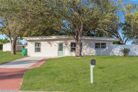 27044 Briar CT PUNTA GORDA FL 33983