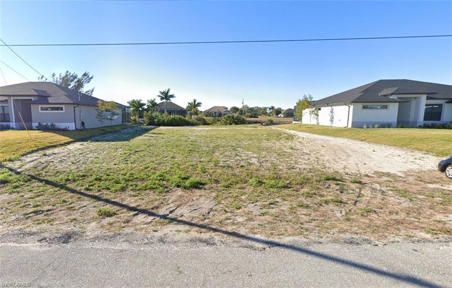 Do not miss your opportunity to own this beautiful vacant lot Gulf Access 1 Bridge--- Build your dreams here! A very quiet neighborhood of Cape Coral with Southern rear exposure. Ideally located with quick access to outstanding schools, healthcare, recreation, fine dining, and shopping!