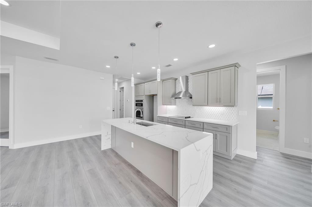 CAPE CORAL - Residential Lease