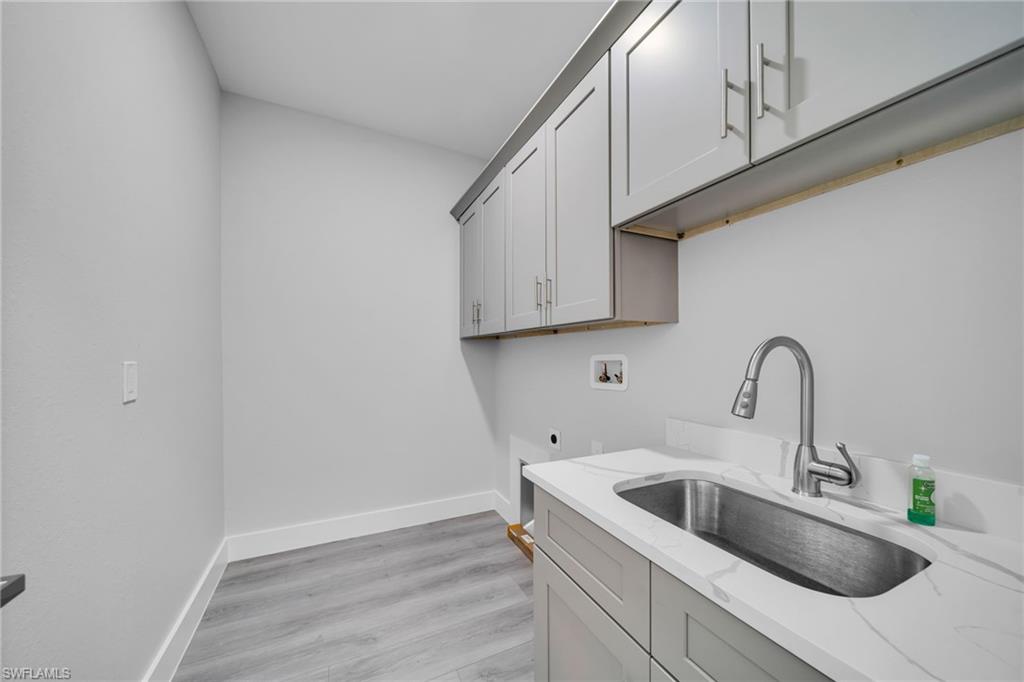 CAPE CORAL - Residential Lease