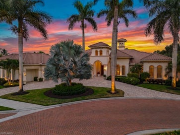9758 Niblick LN NAPLES FL 34108