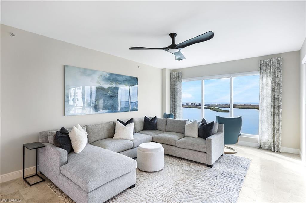 ESPERIA SOUTH - Residential