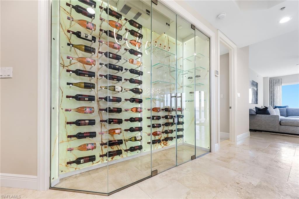 ESPERIA SOUTH - Residential