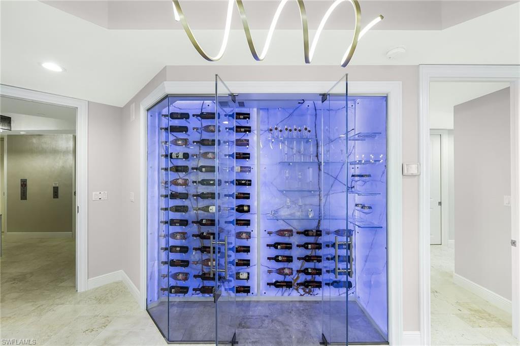 ESPERIA SOUTH - Residential