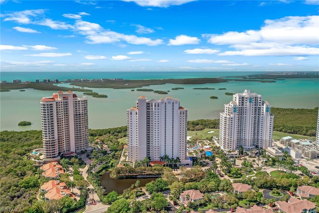 ESPERIA SOUTH - Residential