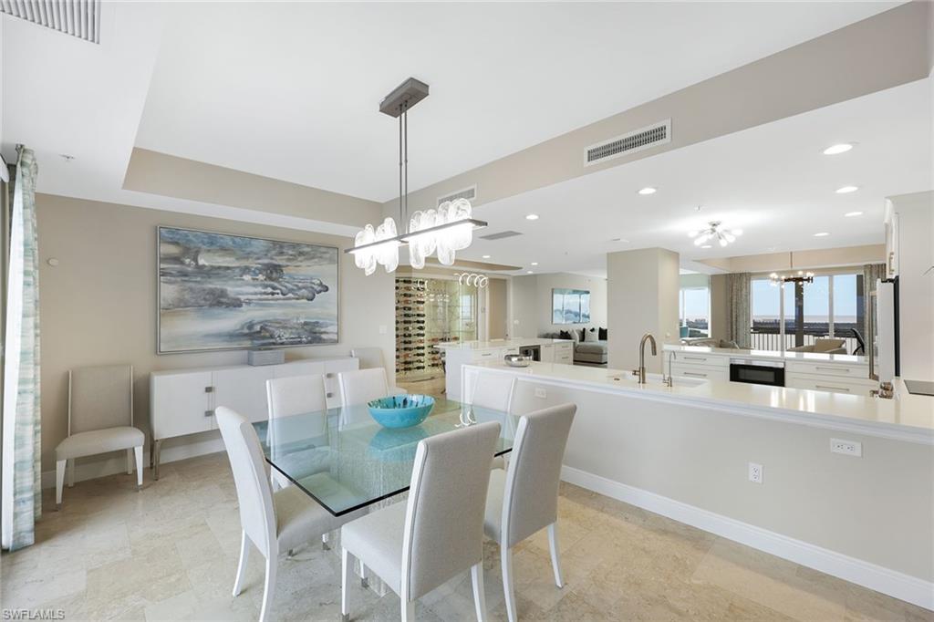 ESPERIA SOUTH - Residential