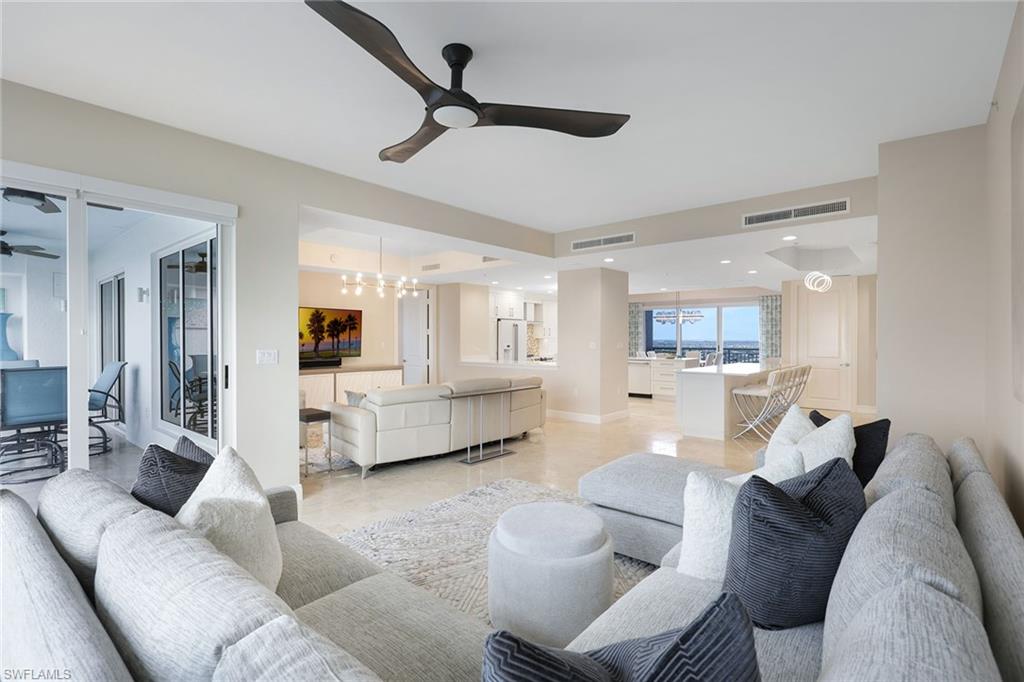 ESPERIA SOUTH - Residential