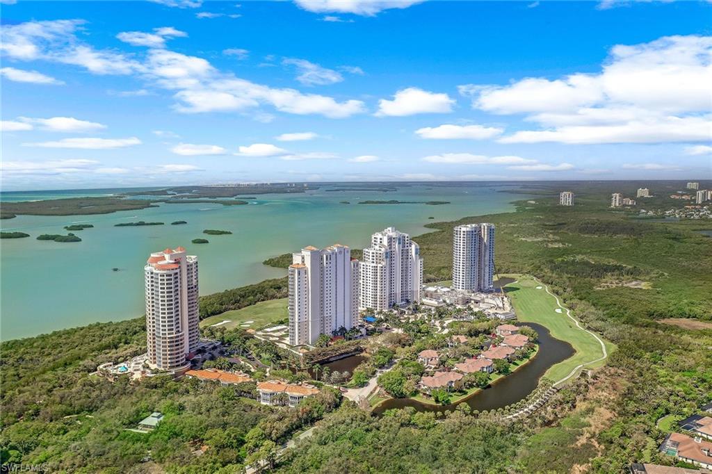 ESPERIA SOUTH - Residential