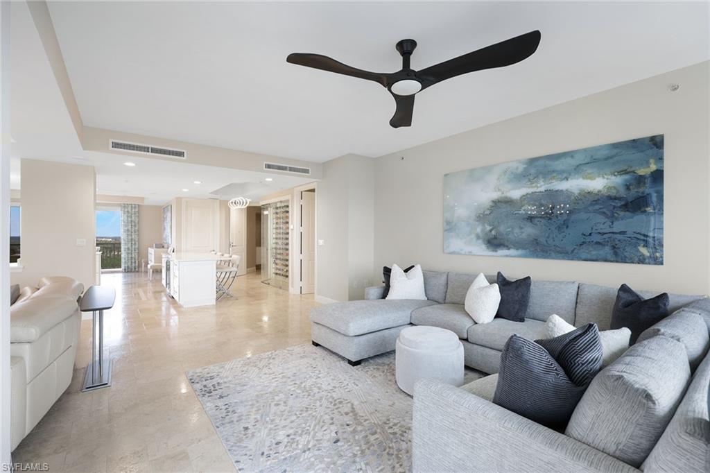 ESPERIA SOUTH - Residential