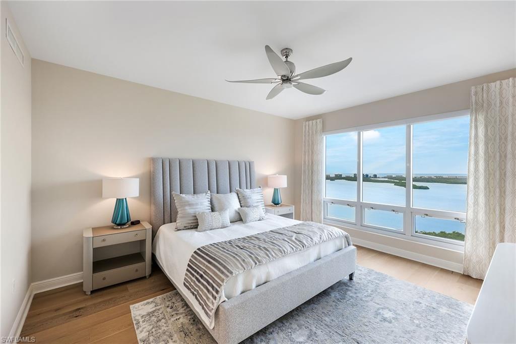 ESPERIA SOUTH - Residential