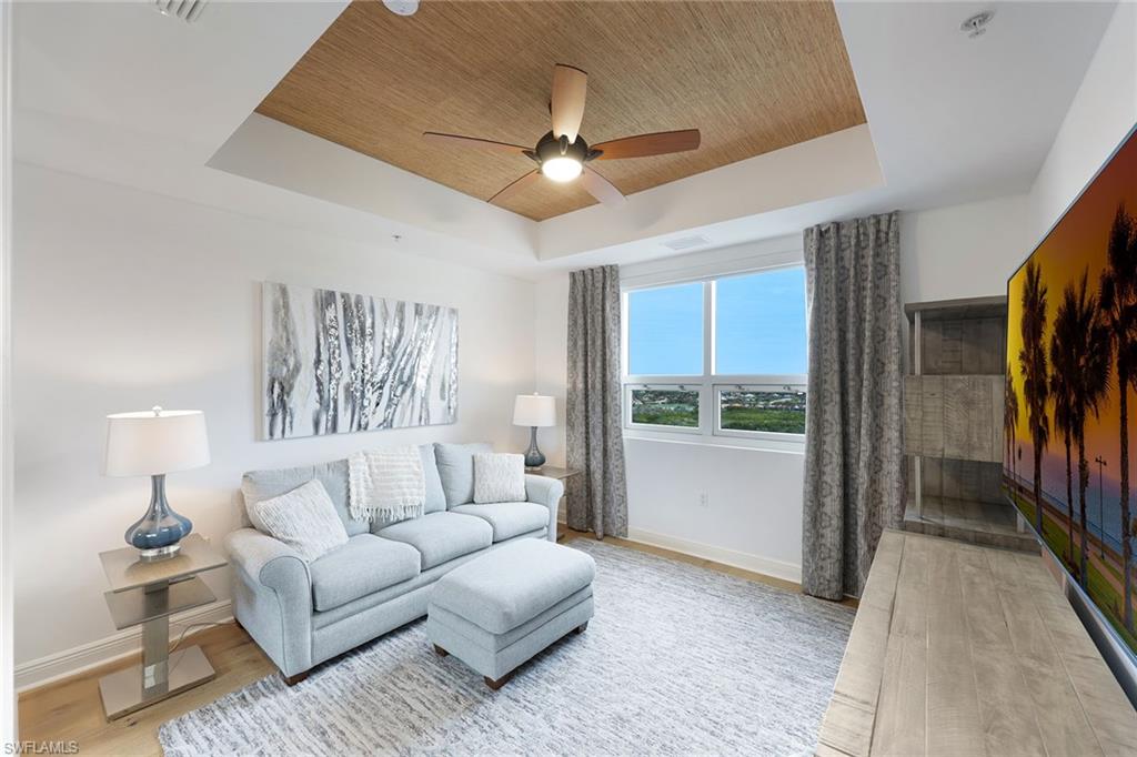 ESPERIA SOUTH - Residential