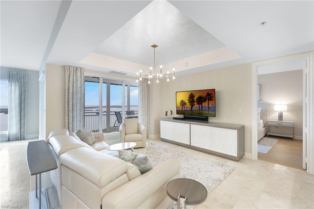 ESPERIA SOUTH - Residential