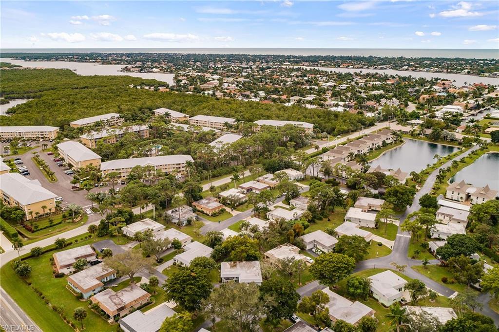 ROYAL ARMS VILLAS - Residential