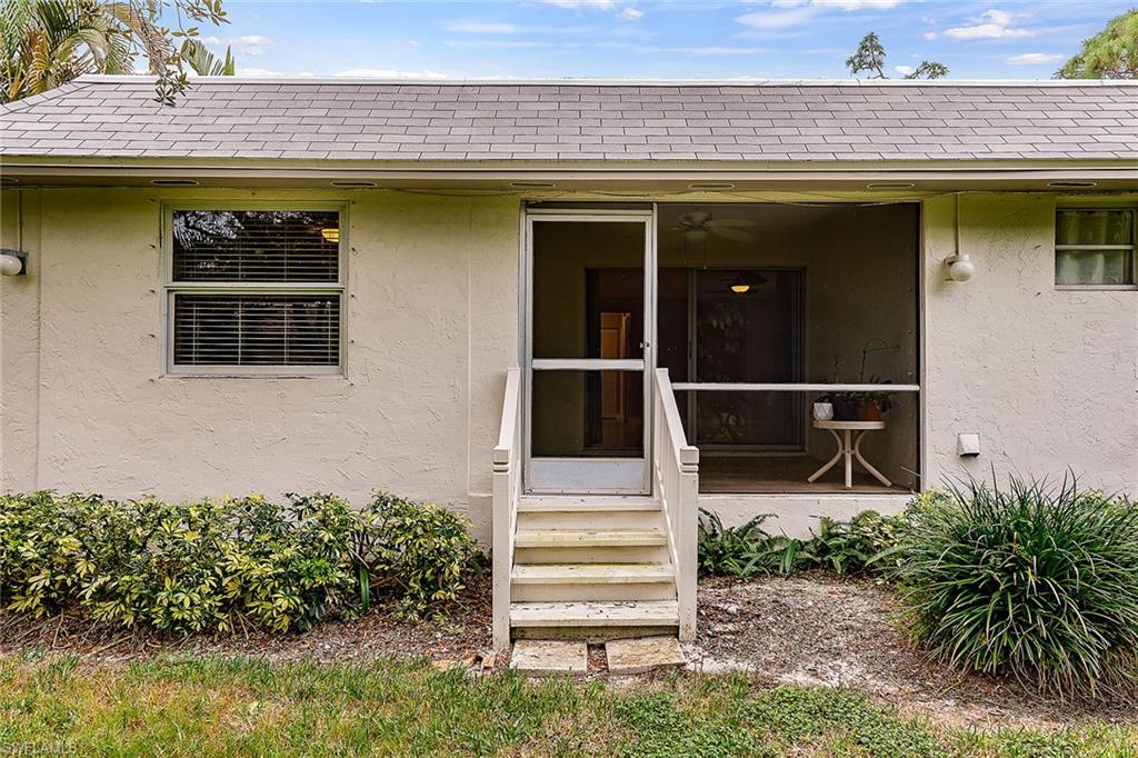 ROYAL ARMS VILLAS - Residential