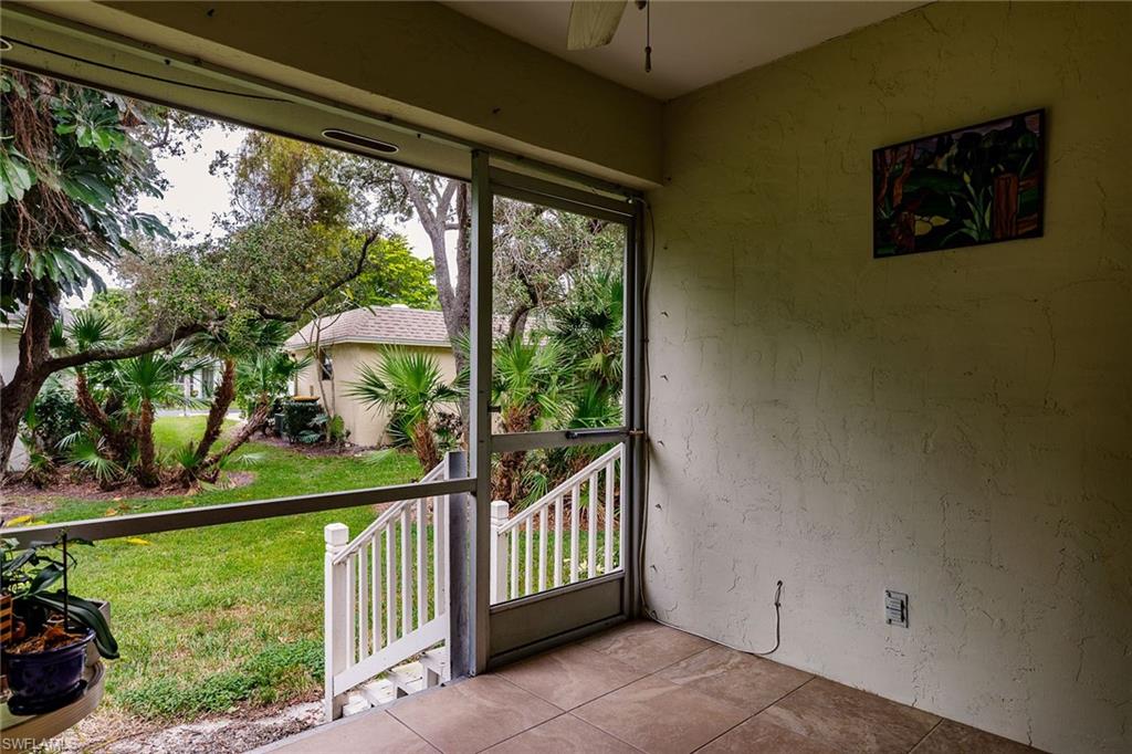 ROYAL ARMS VILLAS - Residential