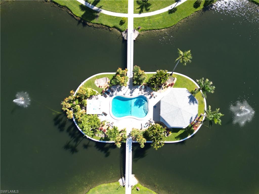 STRATFORD PLACE CONDO - Residential