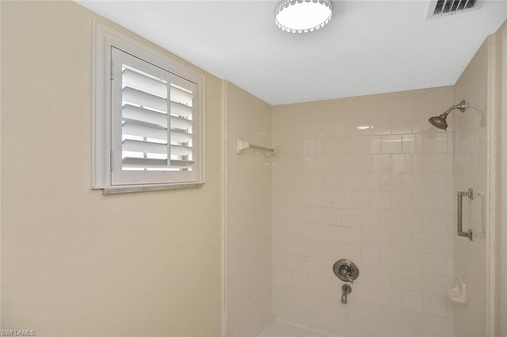 STRATFORD PLACE CONDO - Residential