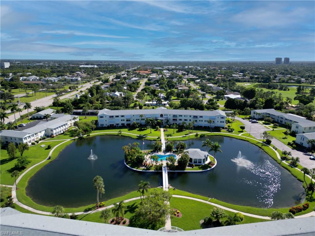 STRATFORD PLACE CONDO - Residential