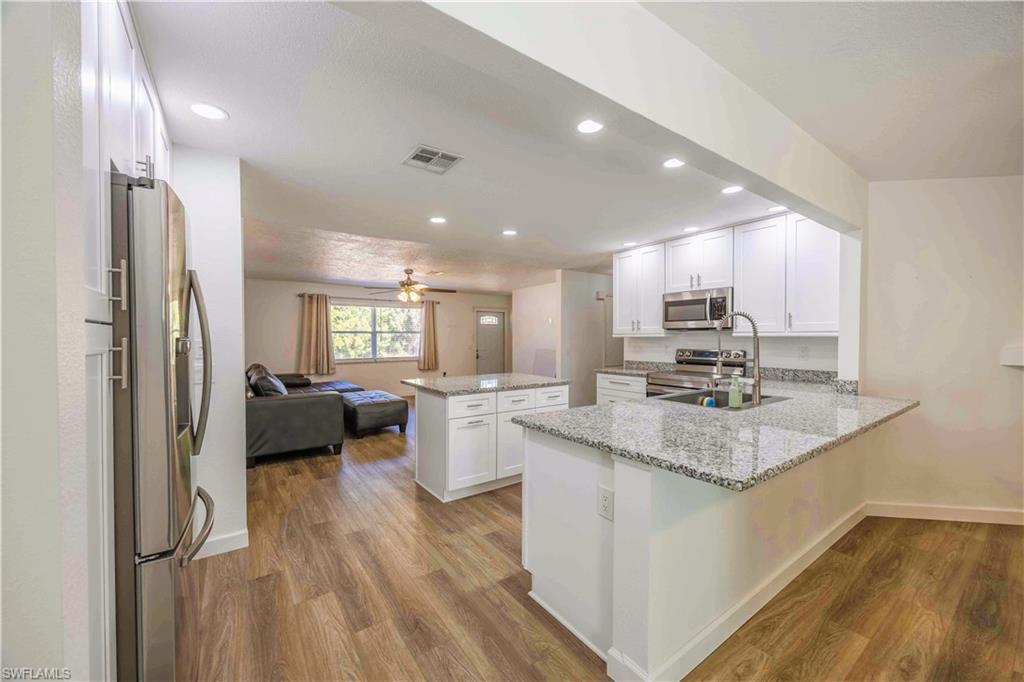 PORT CHARLOTTE - Residential