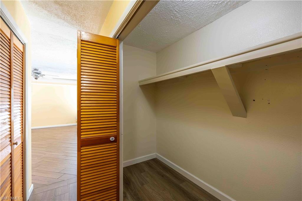 PORT CHARLOTTE - Residential