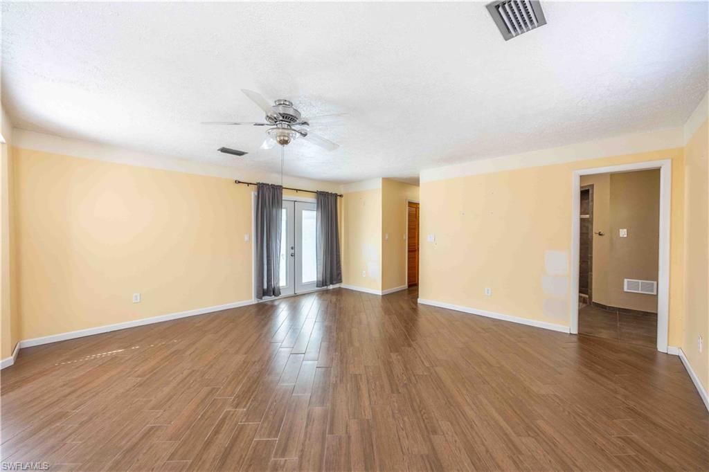 PORT CHARLOTTE - Residential