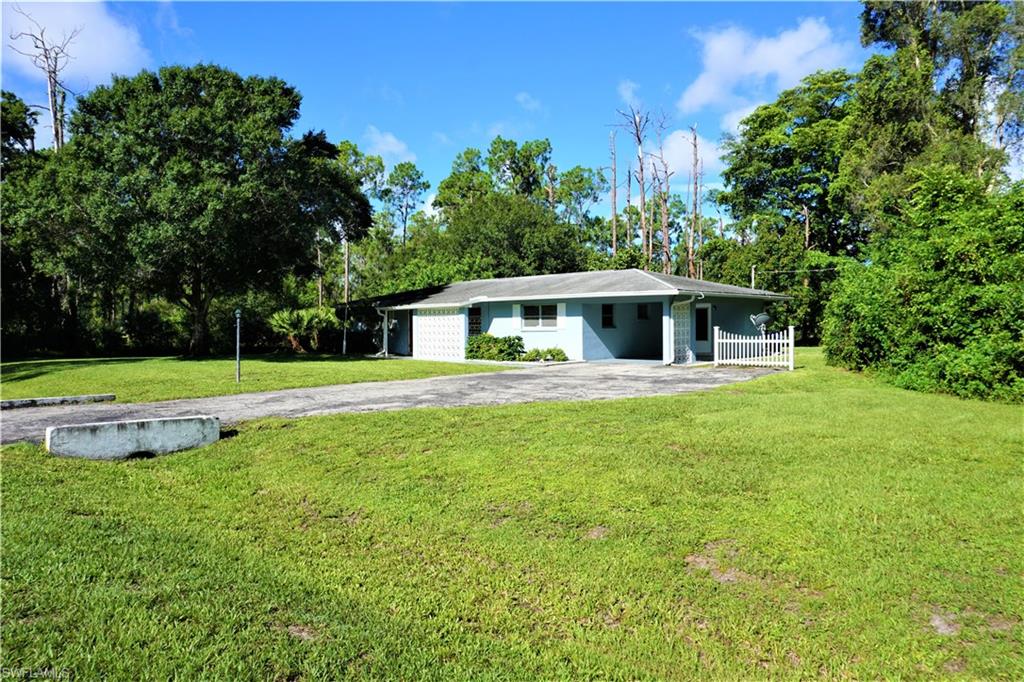 LEHIGH ACRES - Residential