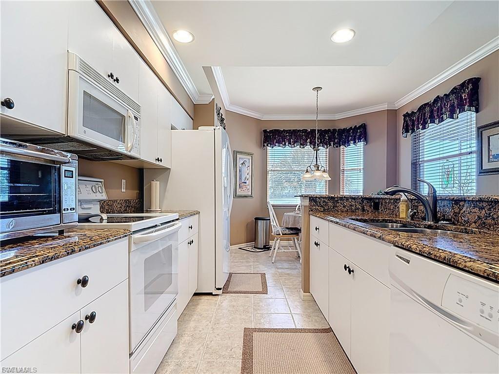 FAIRWAY ISLES - Residential