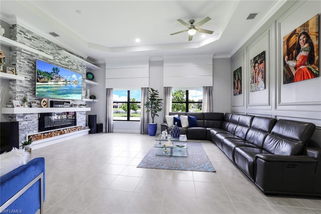 MAPLE RIDGE - Residential