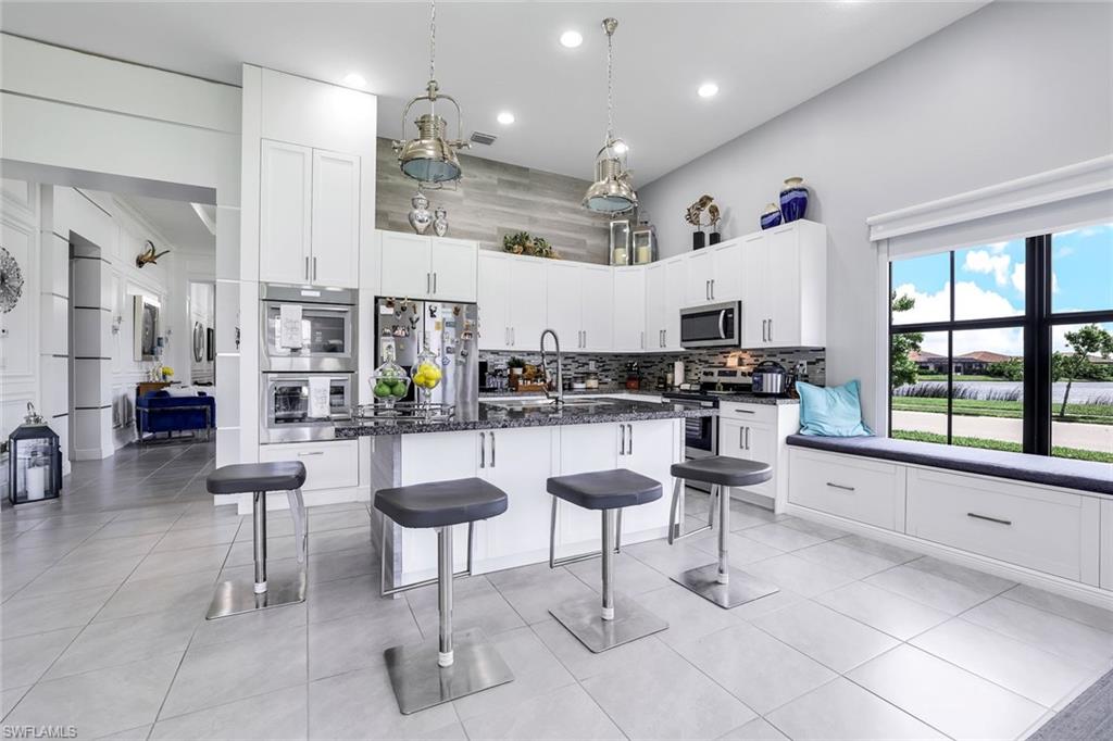 MAPLE RIDGE - Residential