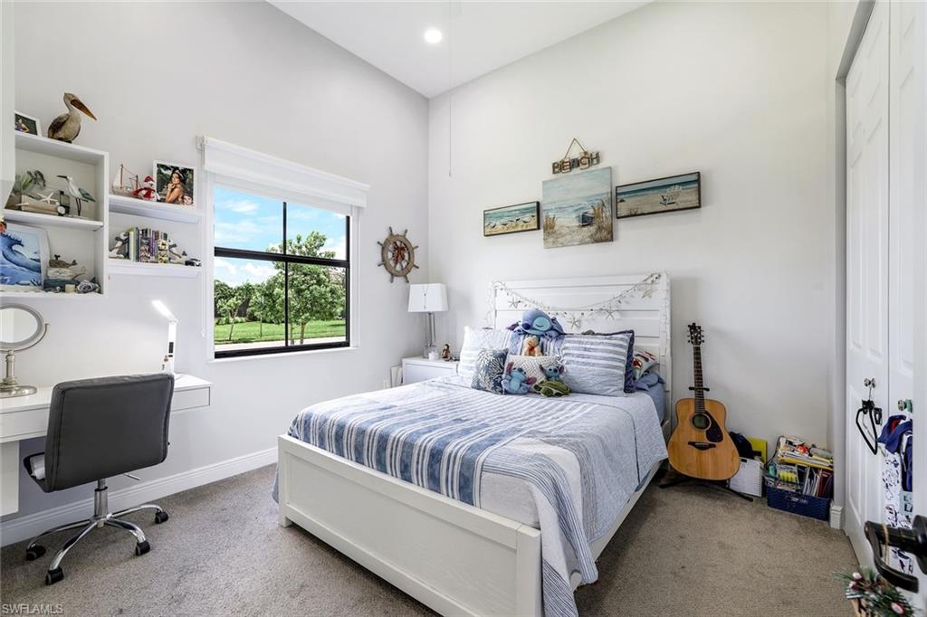 MAPLE RIDGE - Residential