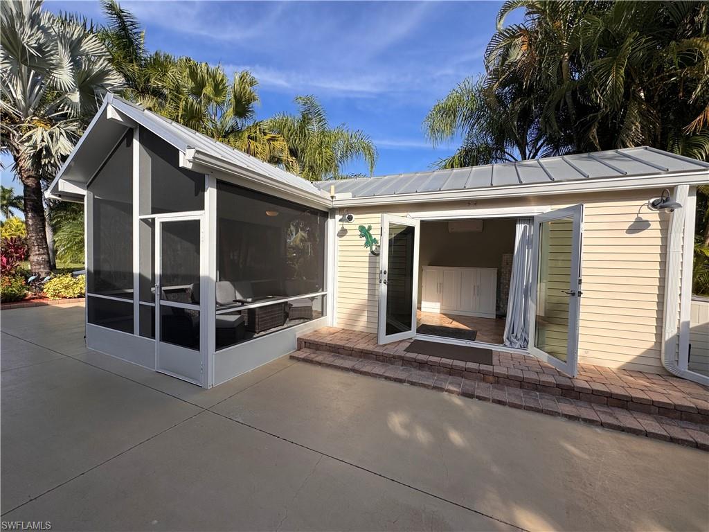 RIVERBEND MOTORCOACH RESORT - Land