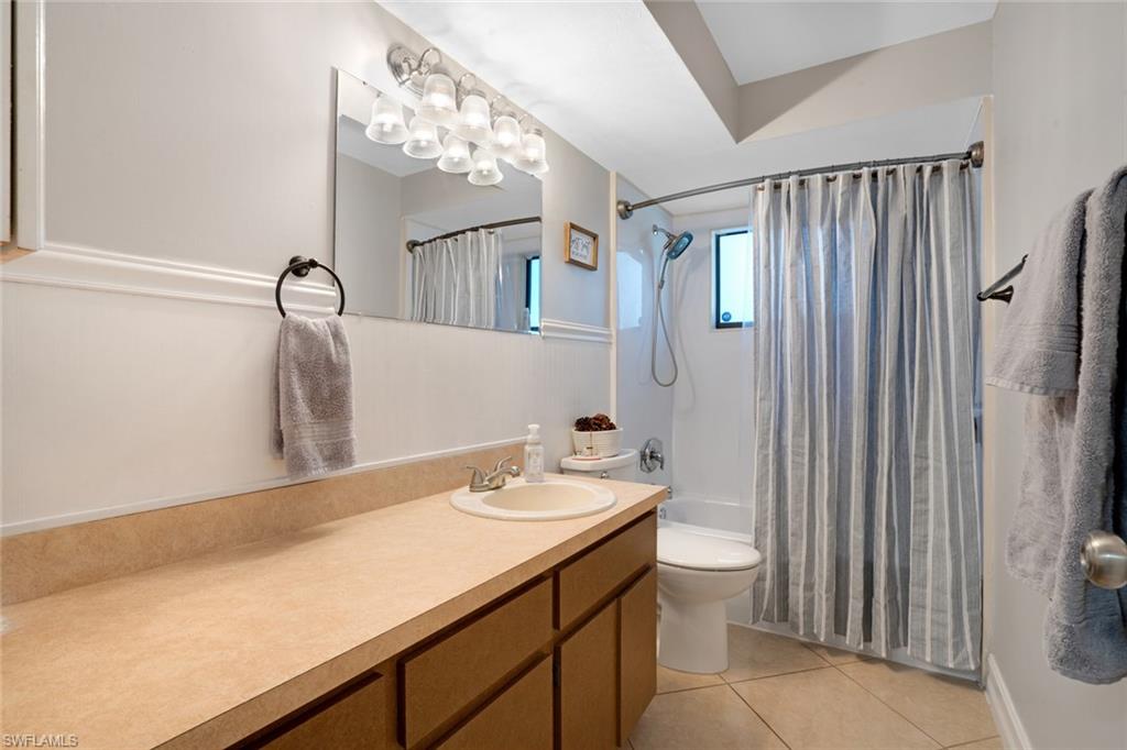 SAN CARLOS PARK - Residential